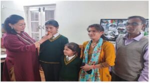 ashmita-cbse-exam-toper-.jpg