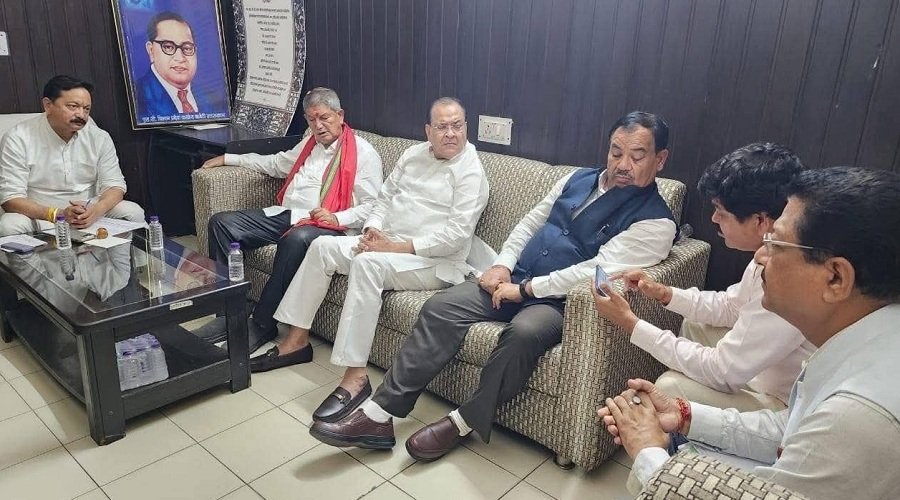 uttrakhand-congress-meeting-.jpg