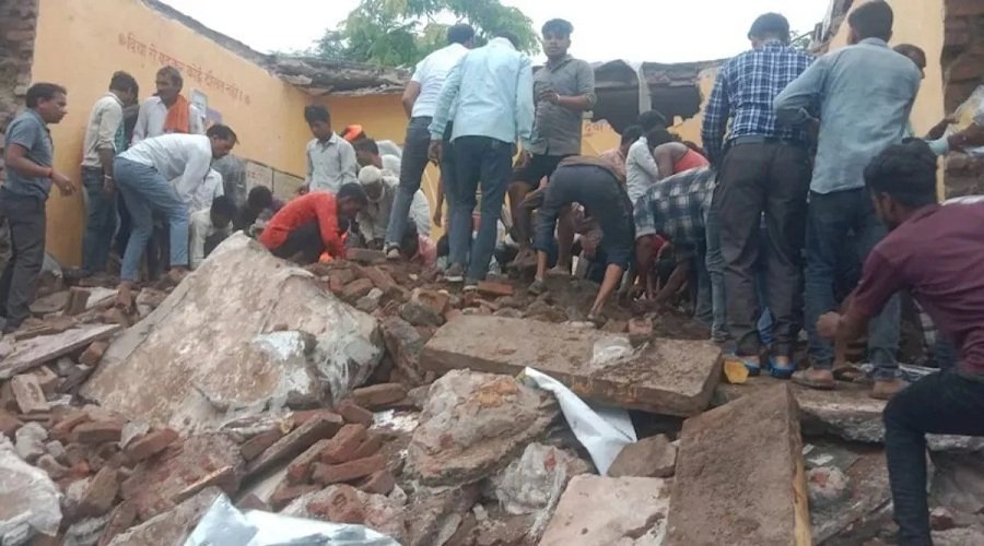jhalwada-school-accident-.jpg