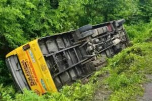 school-bus-accident-.jpg