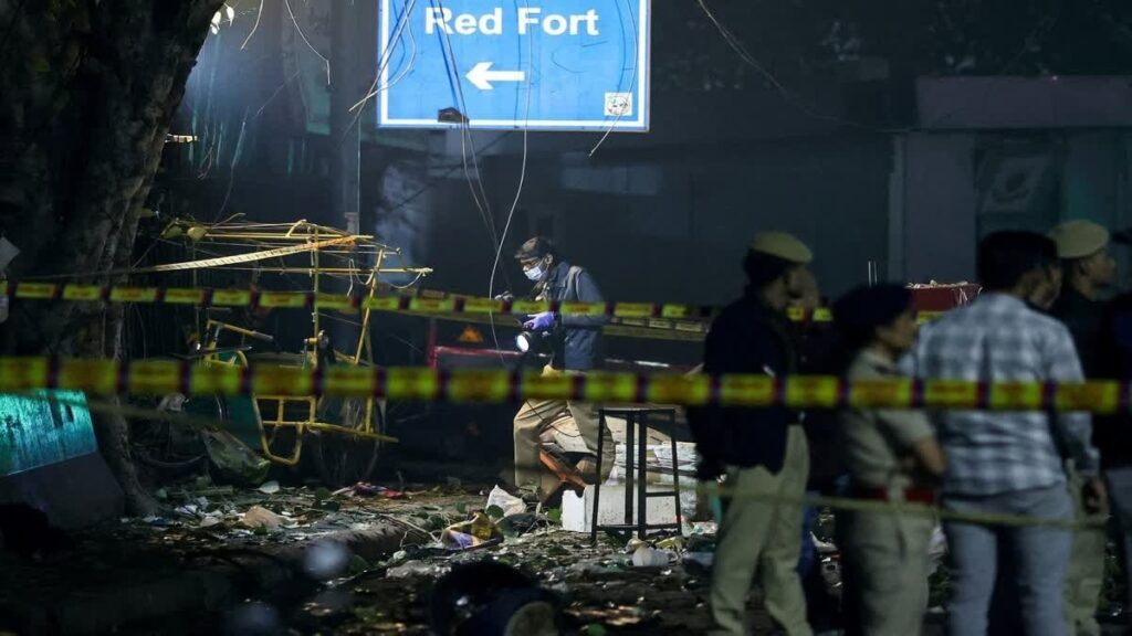 1764220557_delhi-bom-blast-near-red-fort.jpg