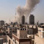 इस्राइल-अमेरिका ने ईरान पर बड़ा संयुक्त हमला शुरू किया, तेहरान में धमाके, ईरान ने मिसाइलों से किया पलटवार