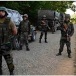 सुरक्षाबलों और आतंकियों के बीच मुठभेड़, जैश के शीर्ष कमांडर समेत दो आतंकी ढेर