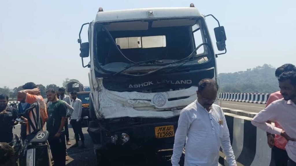accident-thane-maharastra.jpg
