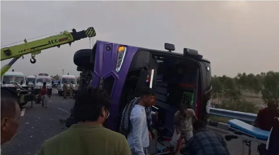 bus-accident-.jpg